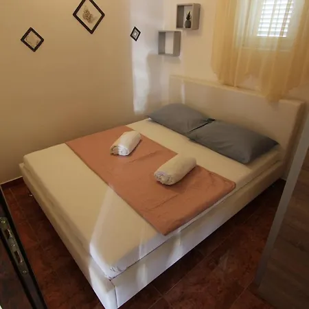Apartment Juracak Josip I Mira
