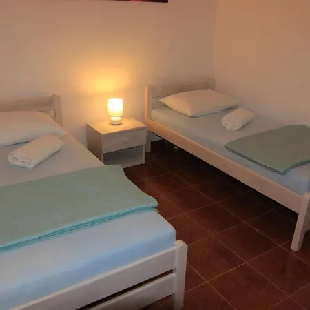 Apartment Juracak Josip I Mira Nin